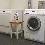 Hostel Saare Automatic